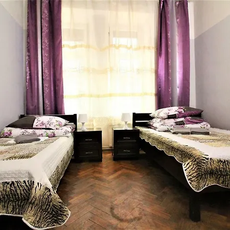 Spacious In The Heart Of * Krakau