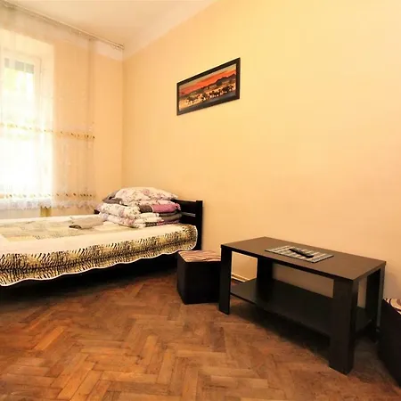 Spacious In The Heart Of * Krakau