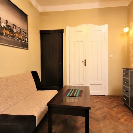 Spacious In The Heart Of * Krakov